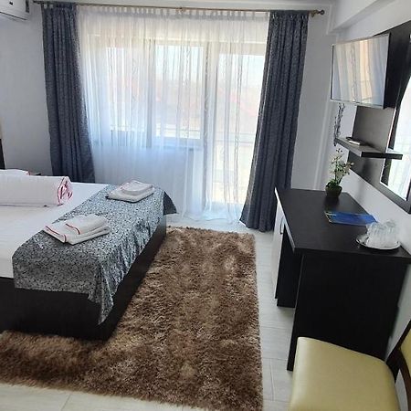 Motel Didona B Sendreni Bagian luar foto