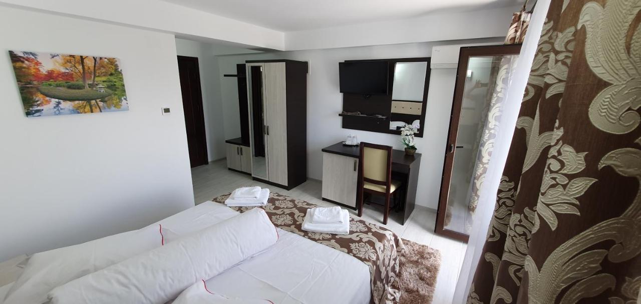 Motel Didona B Sendreni Bagian luar foto
