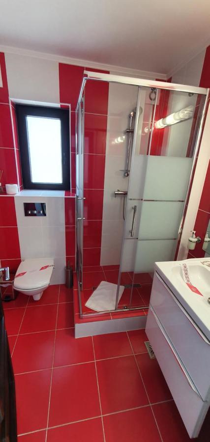 Motel Didona B Sendreni Bagian luar foto