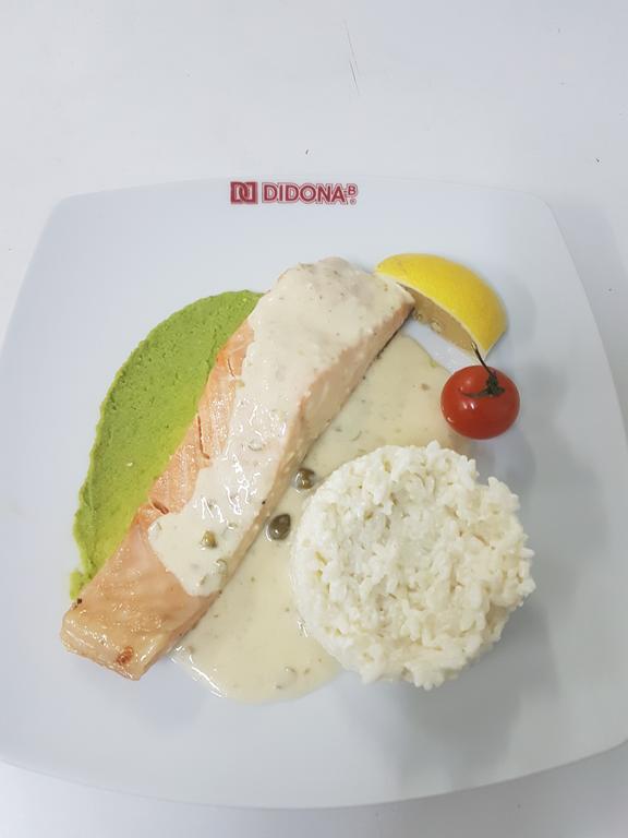 Motel Didona B Sendreni Bagian luar foto